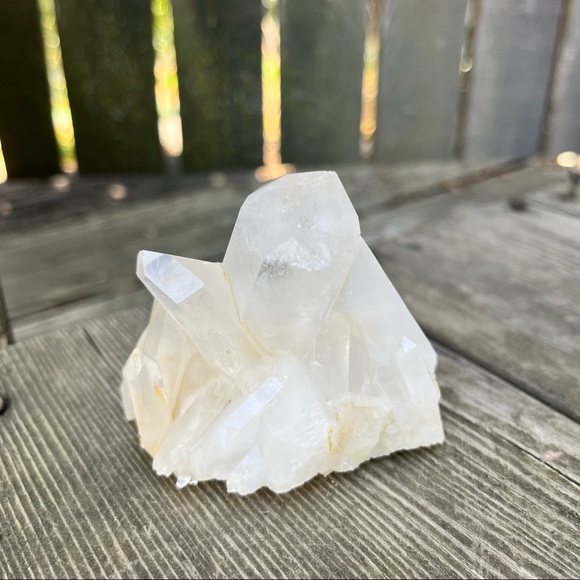 Clear Quartz Crystal Cluster Self Standing - Picture 12 of 17